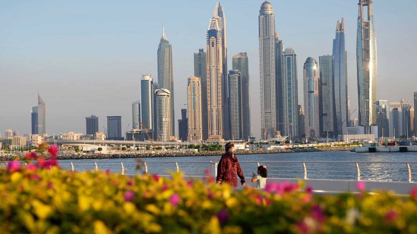 Inversiones del Golfo Pérsico en Chile: Oportunidades y Desafíos por Superar