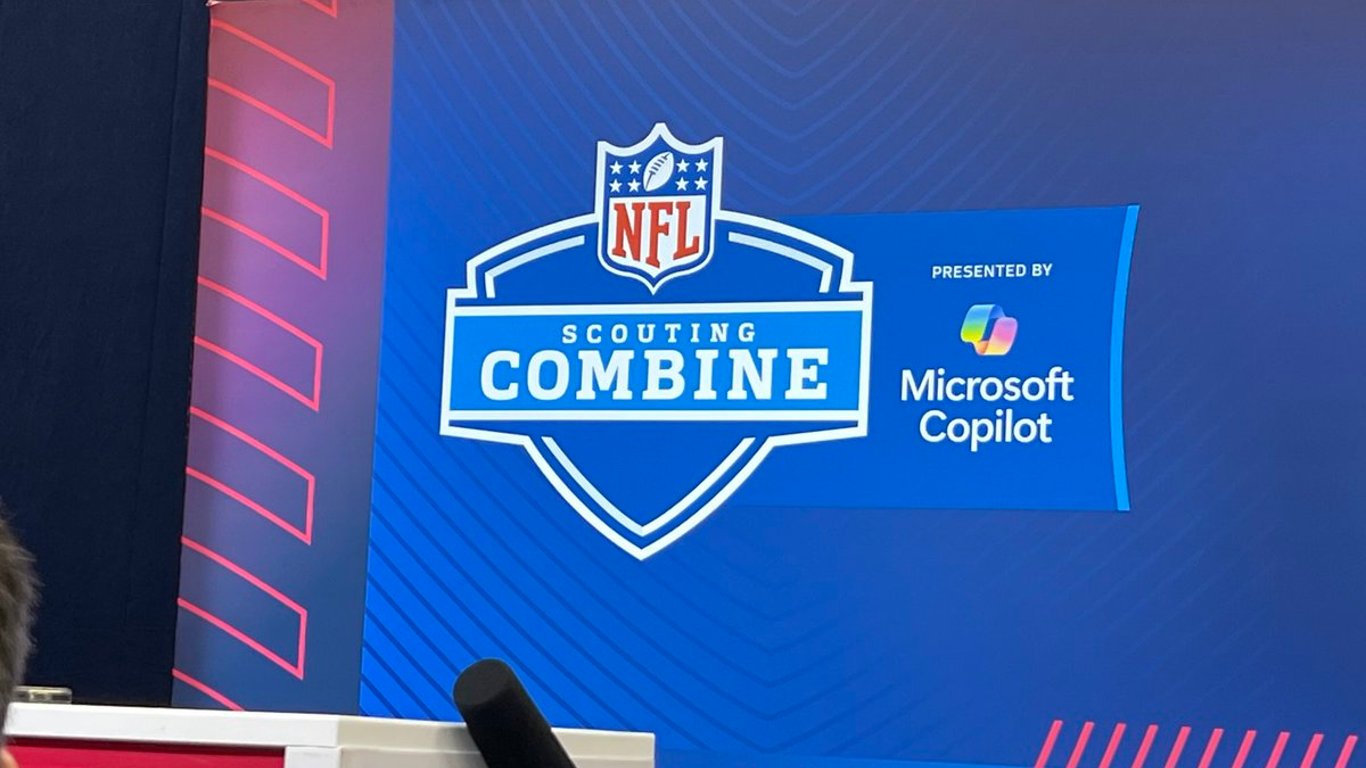 Los Osos Forjan un Nuevo Camino con Ben Johnson: Una Visión Audaz para un Futuro Brillante.