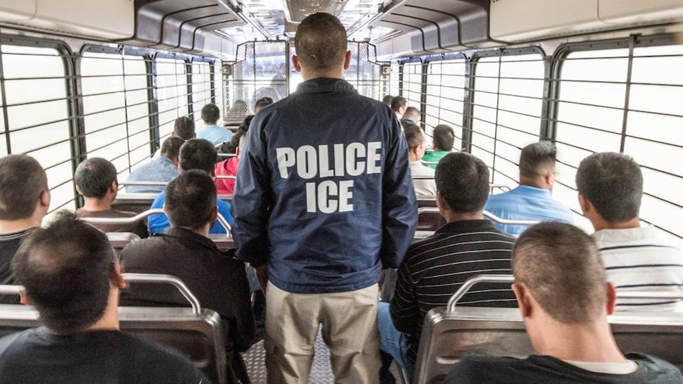 Crisis migratoria en EE. UU.: deportaciones masivas enfrentan serias limitaciones