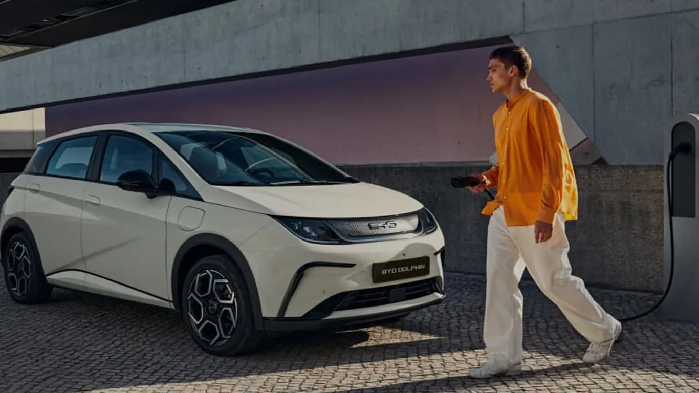 BYD revoluciona la carga de vehículos eléctricos con tecnología ultrarrápida