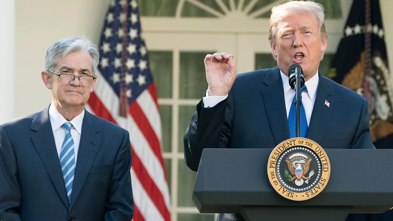 Fed ante dilema: mantener tasas sin cambios frente a creciente inflación y presión política