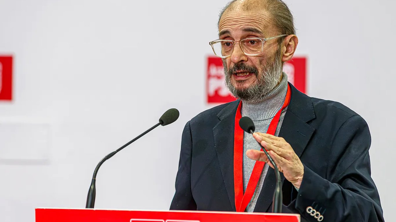 Javier Lambán renuncia como senador y cierra un capítulo en el socialismo aragonés