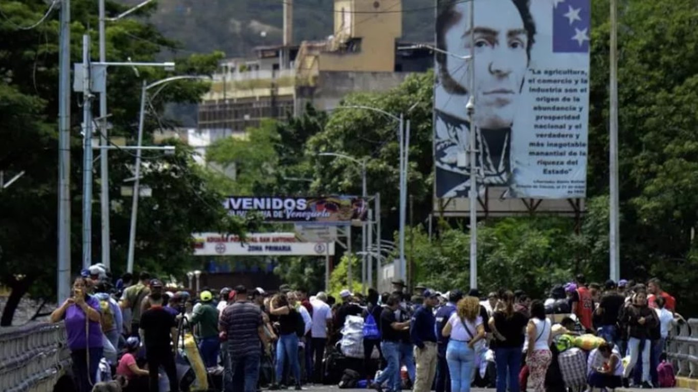 Venezuelan migrants see elections as a hope for change and a better future.