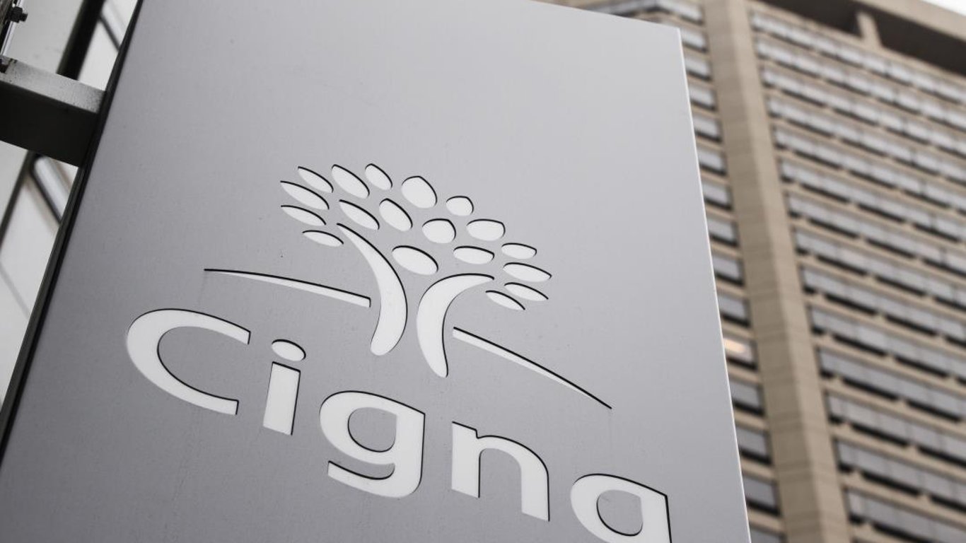 Exejecutivo de Cigna pide un cambio ético en el seguro de salud tras la trágica muerte del CEO.