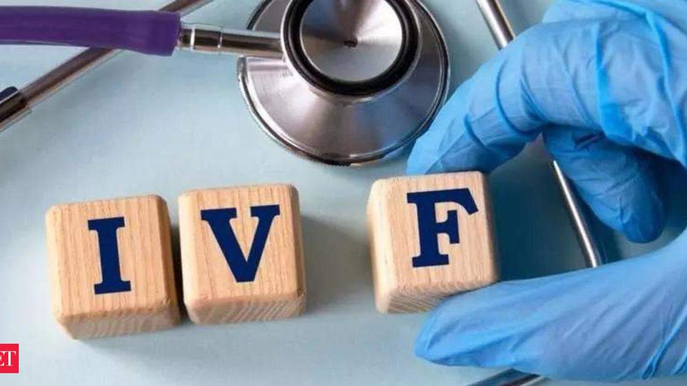 Pareja demanda a doctor de fertilidad tras el impactante descubrimiento de que se utilizó el esperma de un extraño en la FIV.