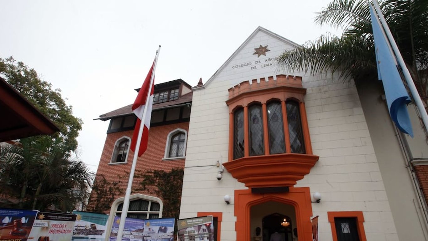 Congreso aprueba comisión para nuevo Código Penal, genera críticas del CAL