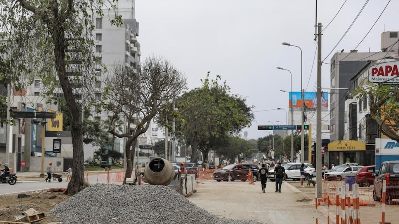 Caos en Miraflores por obras simultáneas que complican vida de vecinos
