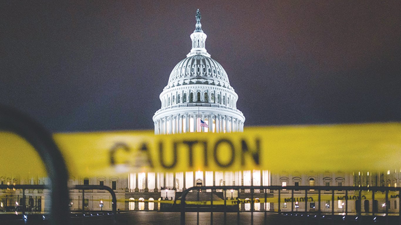 Las superpotencias enfrentan la ira de la naturaleza: Un llamado a la unidad global contra los desastres climáticos.