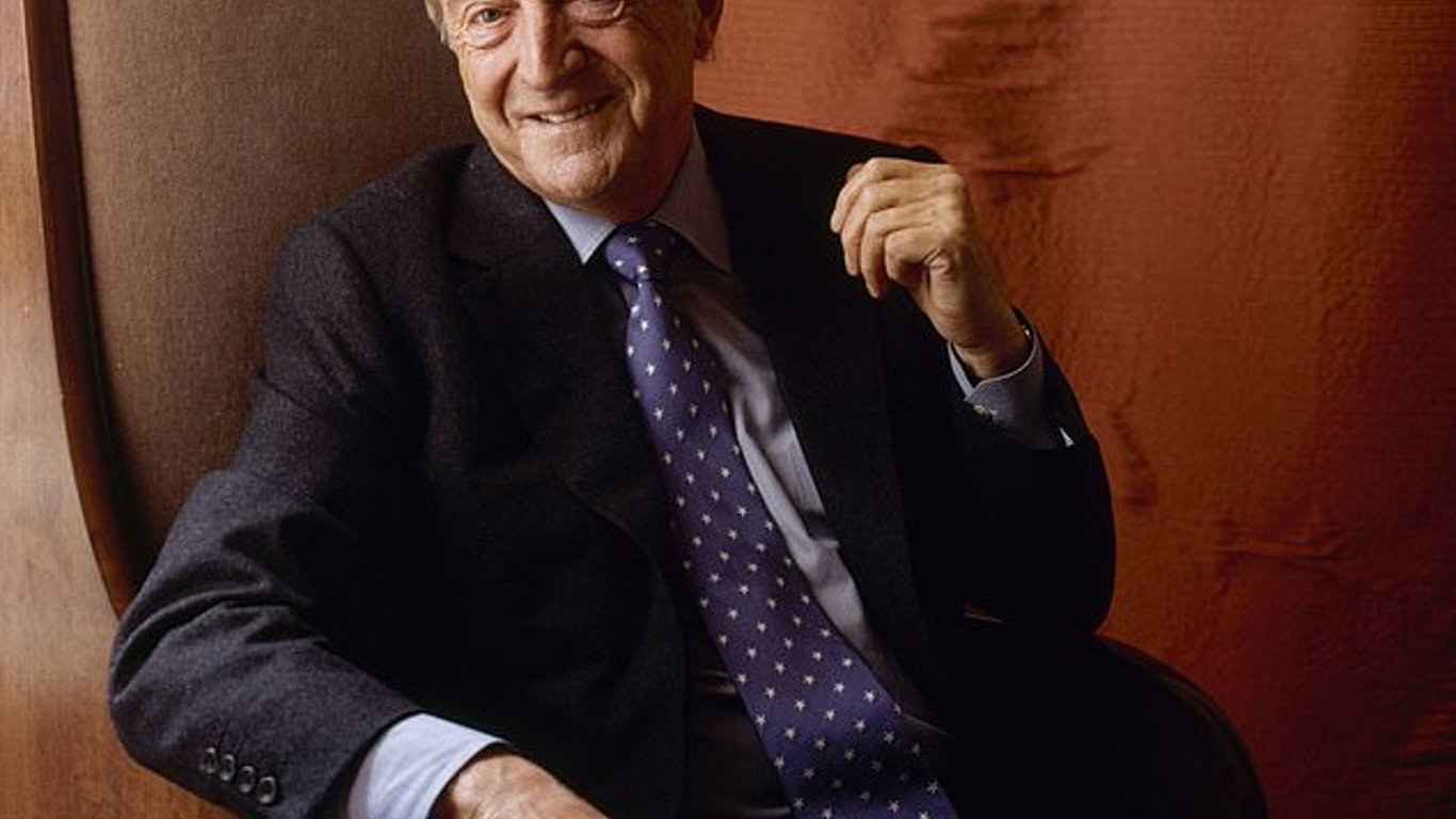 El legado del Sir Michael Parkinson perdura: un regalo duradero para Lady Mary tras su fallecimiento.