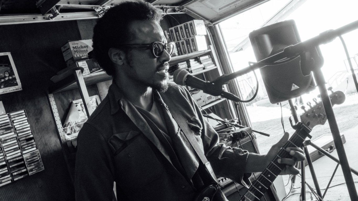 Benjamin Booker regresa con una inquietante nueva canción y su próximo álbum "Lower".