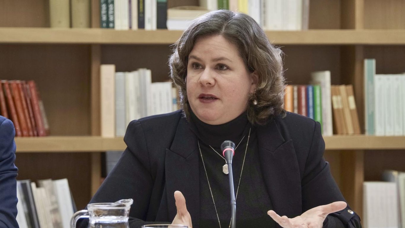 Expertos debaten el lenguaje bélico y su impacto en la percepción del cáncer