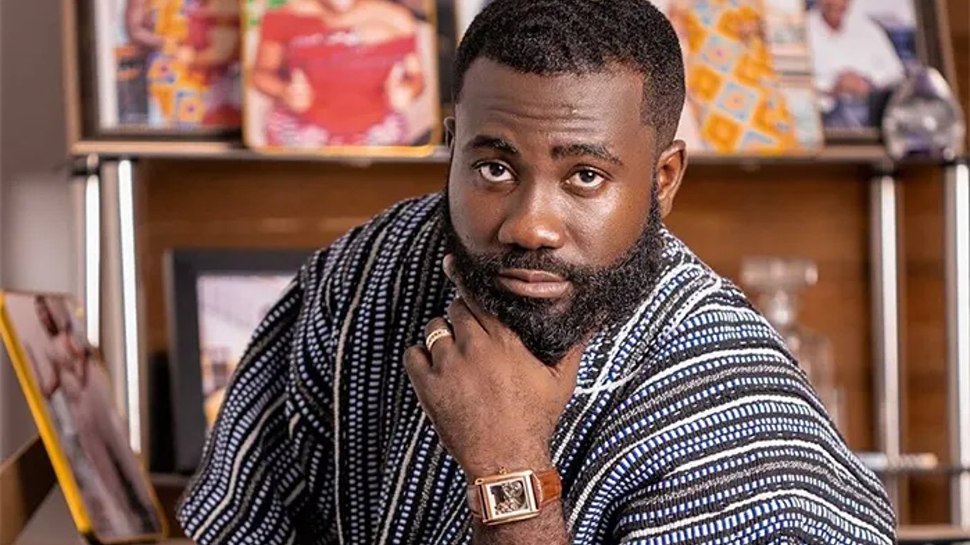 La detención de una personalidad de los medios provoca indignación y debate sobre la libertad de prensa en Ghana.