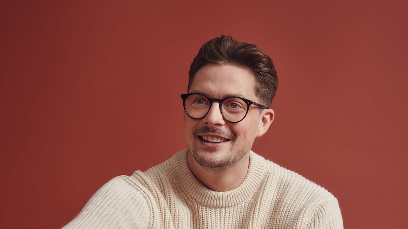 Prioriza la Salud Mental en 2025: Estrategias del Dr. Alex George para la Resiliencia y el Bienestar.