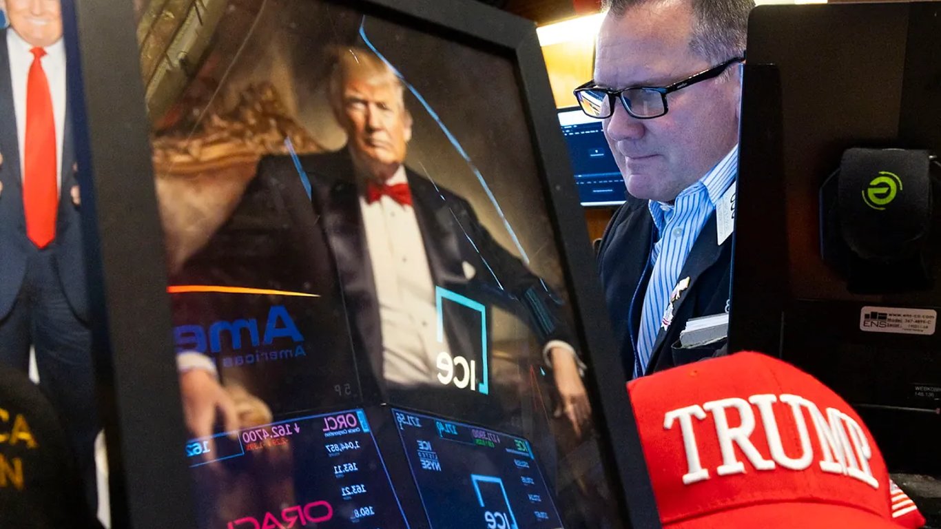 Caída de Wall Street refleja inquietud por políticas de Trump y posible recesión