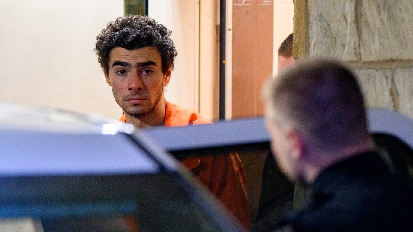 Dolor Crónico, Cargos de Asesinato: El Impactante Caso de Luigi Mangione y Brian Thompson