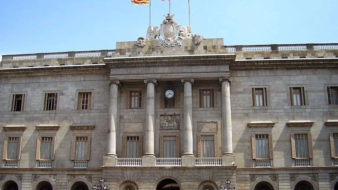 Barcelona cierra 2024 con deuda de 1.390 millones y un superávit de 45,2 millones