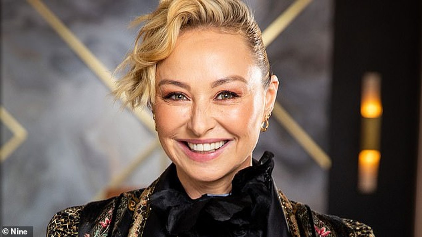 La reina del kaftán Camilla Franks revela una transformación radiante justo a tiempo para las fiestas.