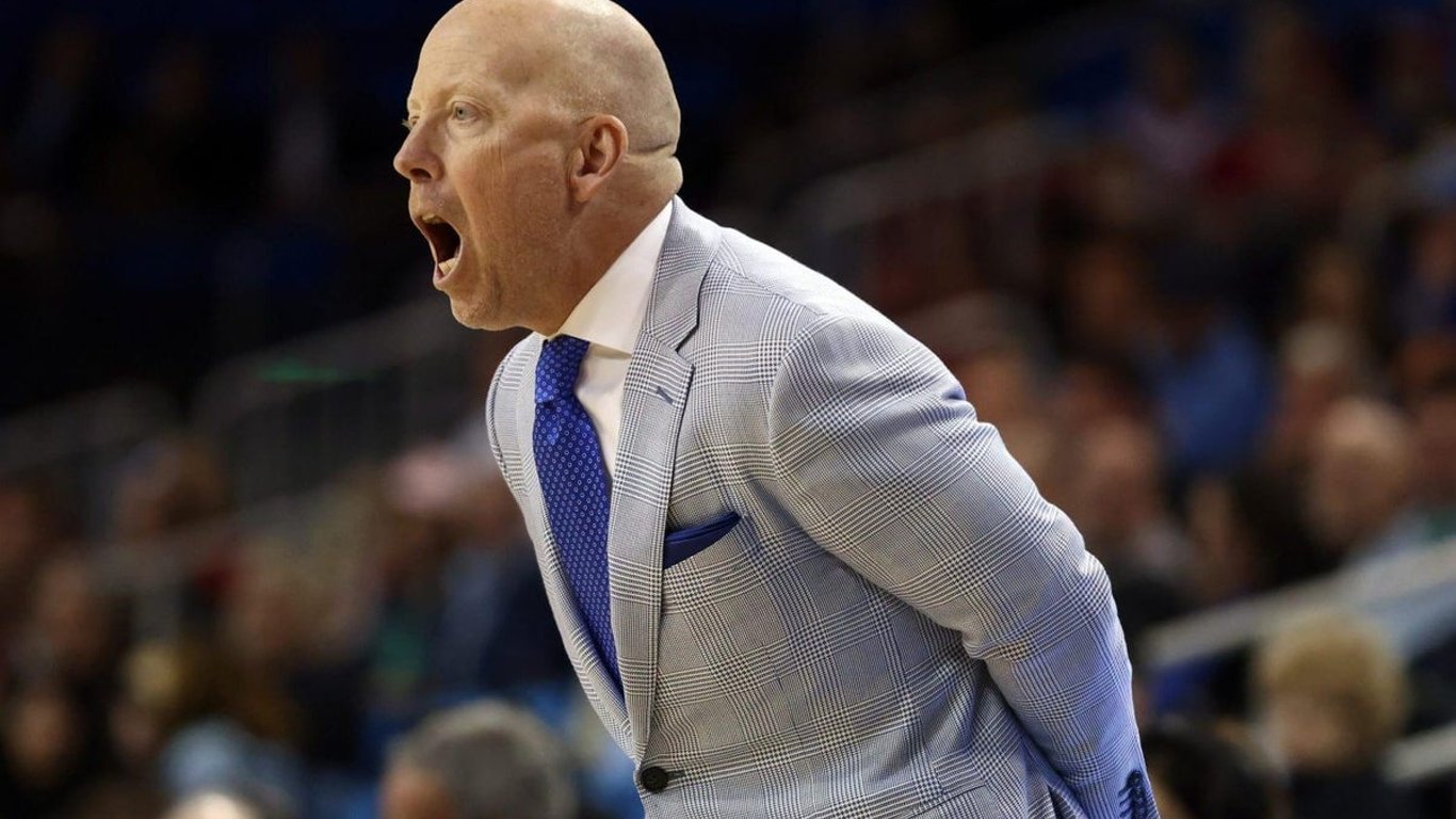 El cambio de Mick Cronin: De quejas a gratitud mientras los Bruins buscan un impulso en la segunda mitad.