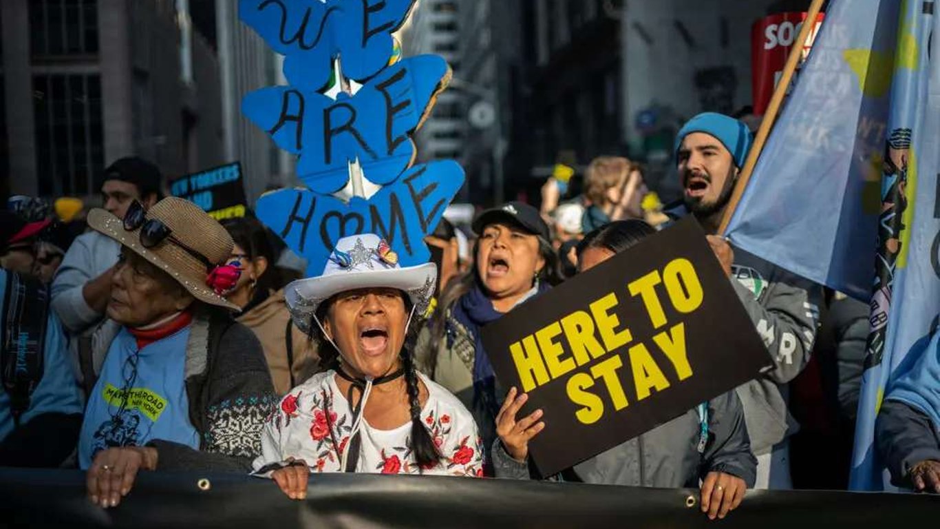 Los gobernadores demócratas se preparan para la agenda de inmigración de Trump: un acto de equilibrio por delante.