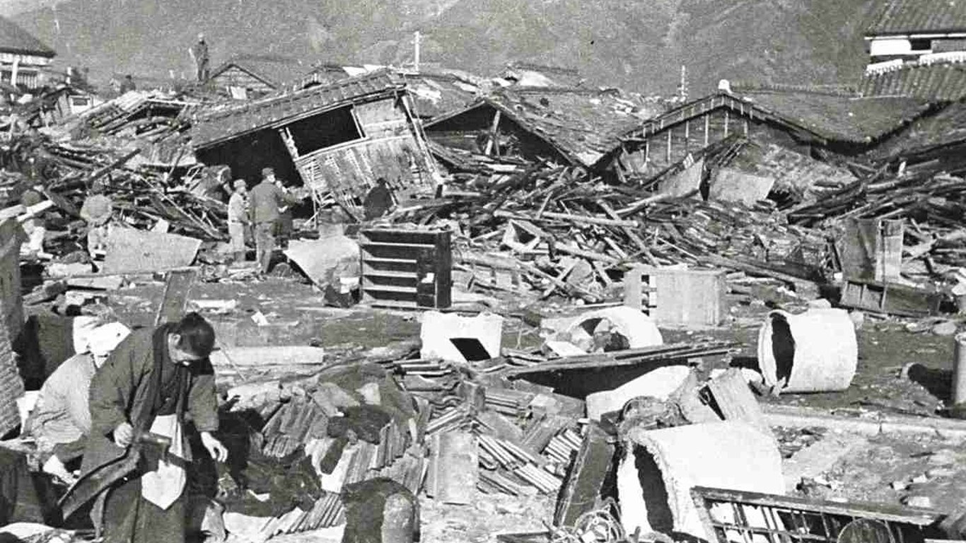 Honrando el Heroísmo: Un Tributo de un Nieto al Hombre que Salvó la Vida de su Abuelo