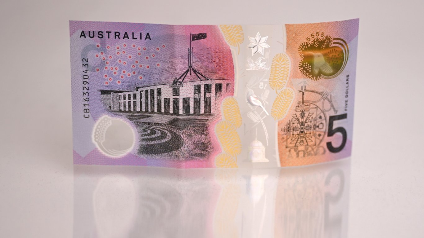 Australia rediseña el billete de cinco dólares para honrar a sus pueblos aborígenes