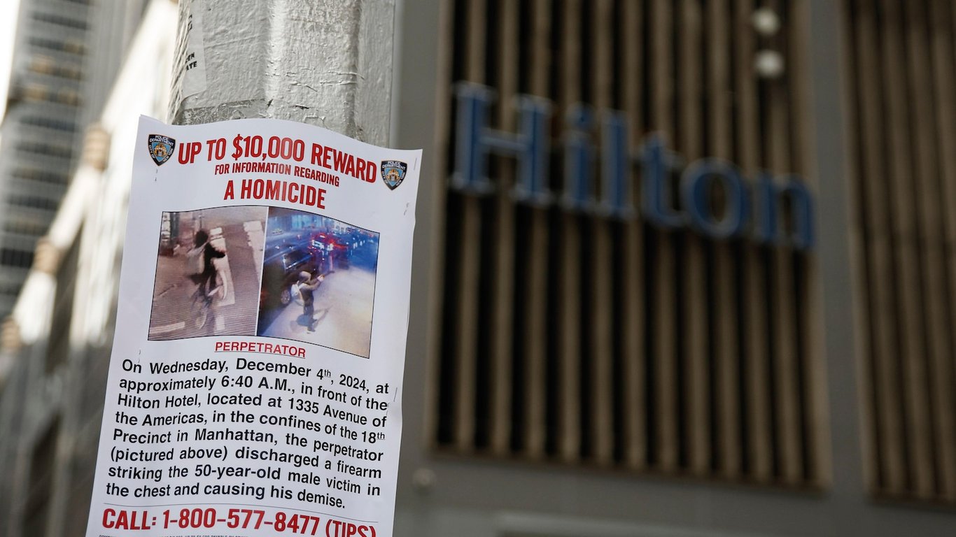 Héroe inesperado: la llamada al 911 de un empleado de McDonald's lleva a la detención en el caso del tiroteo del CEO.