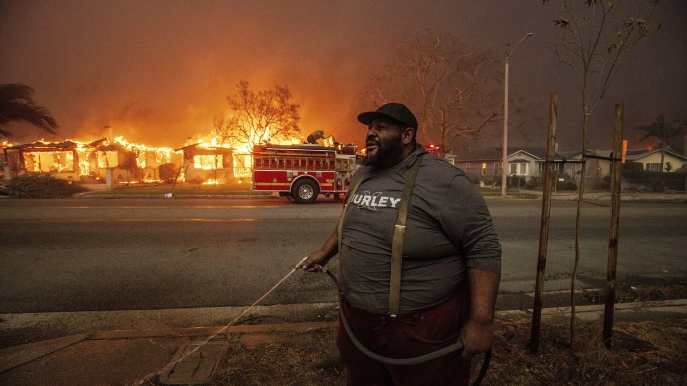 Incendios en California revelan desigualdad en comunidades de Altadena afectadas