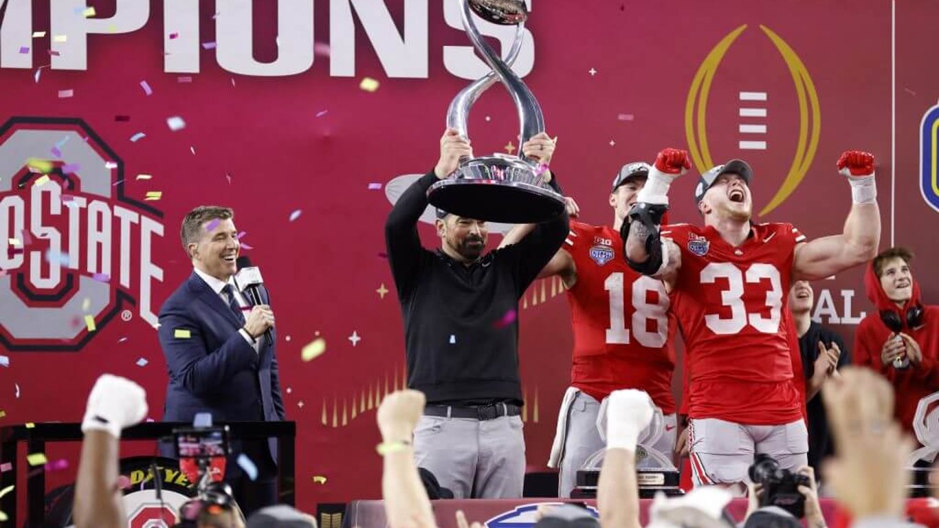 Choque histórico a la vista mientras Ohio State y Notre Dame se preparan para un inolvidable enfrentamiento por el título.