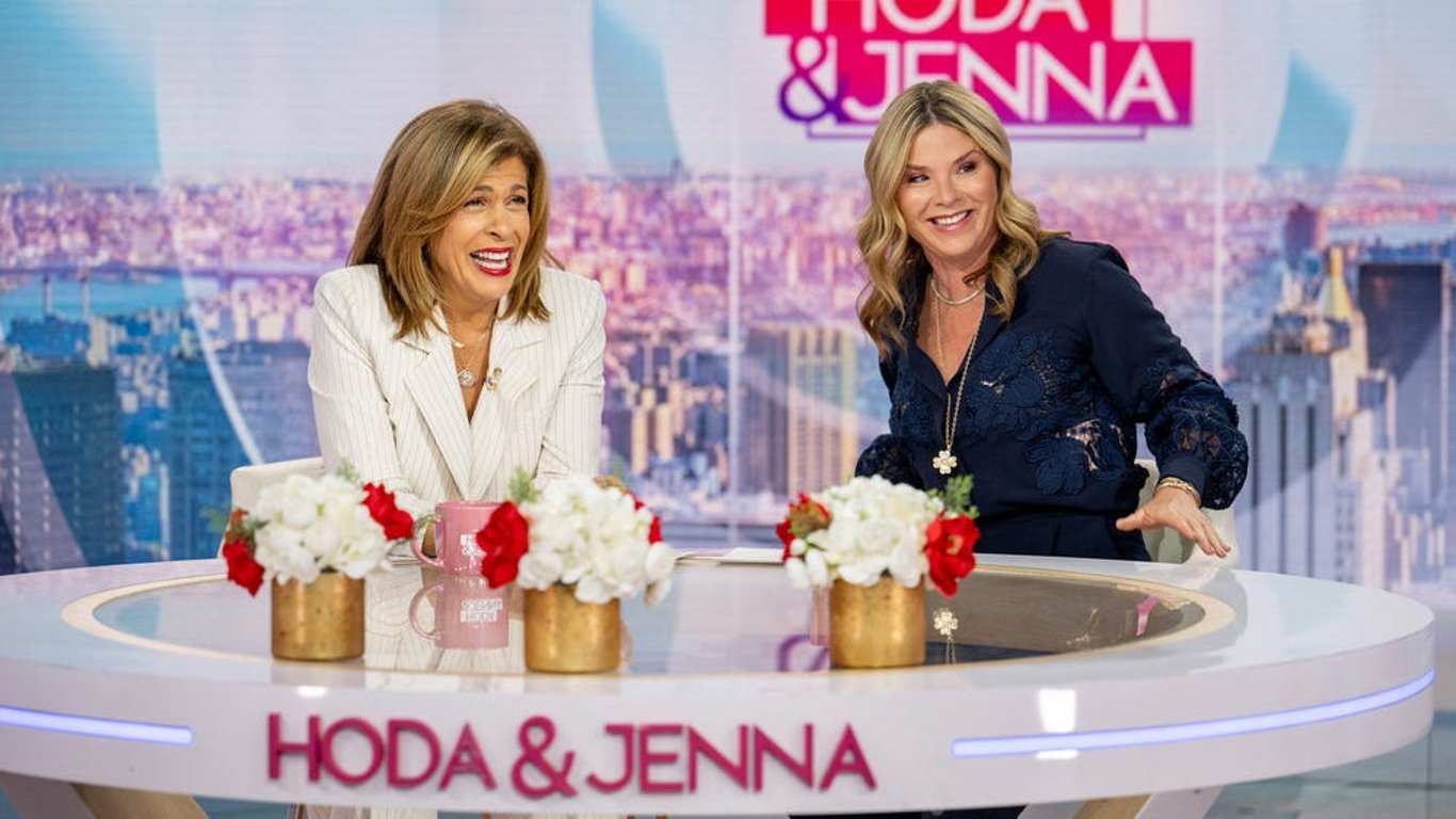 Hoda Kotb se despide de "Today" tras 16 años en un emotivo episodio final