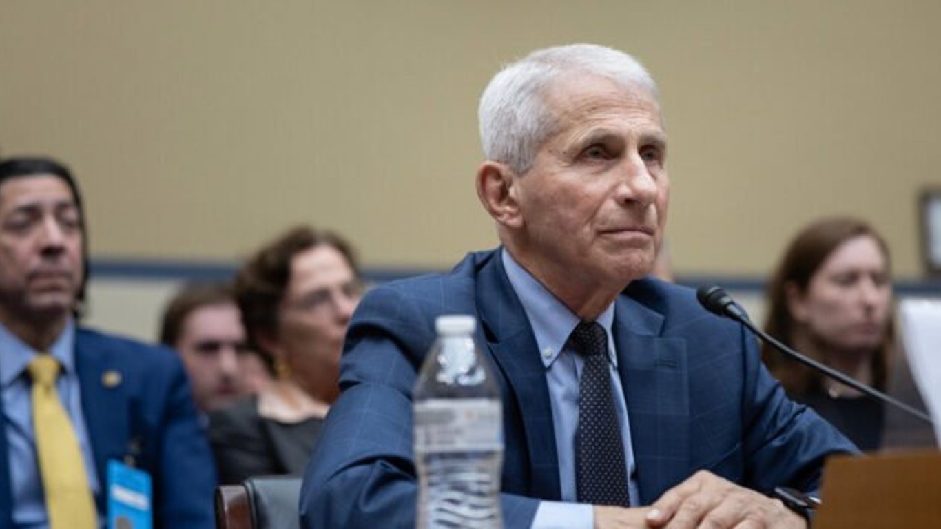 Biden otorga indultos preventivos en un gesto sorprendente antes de dejar el cargo