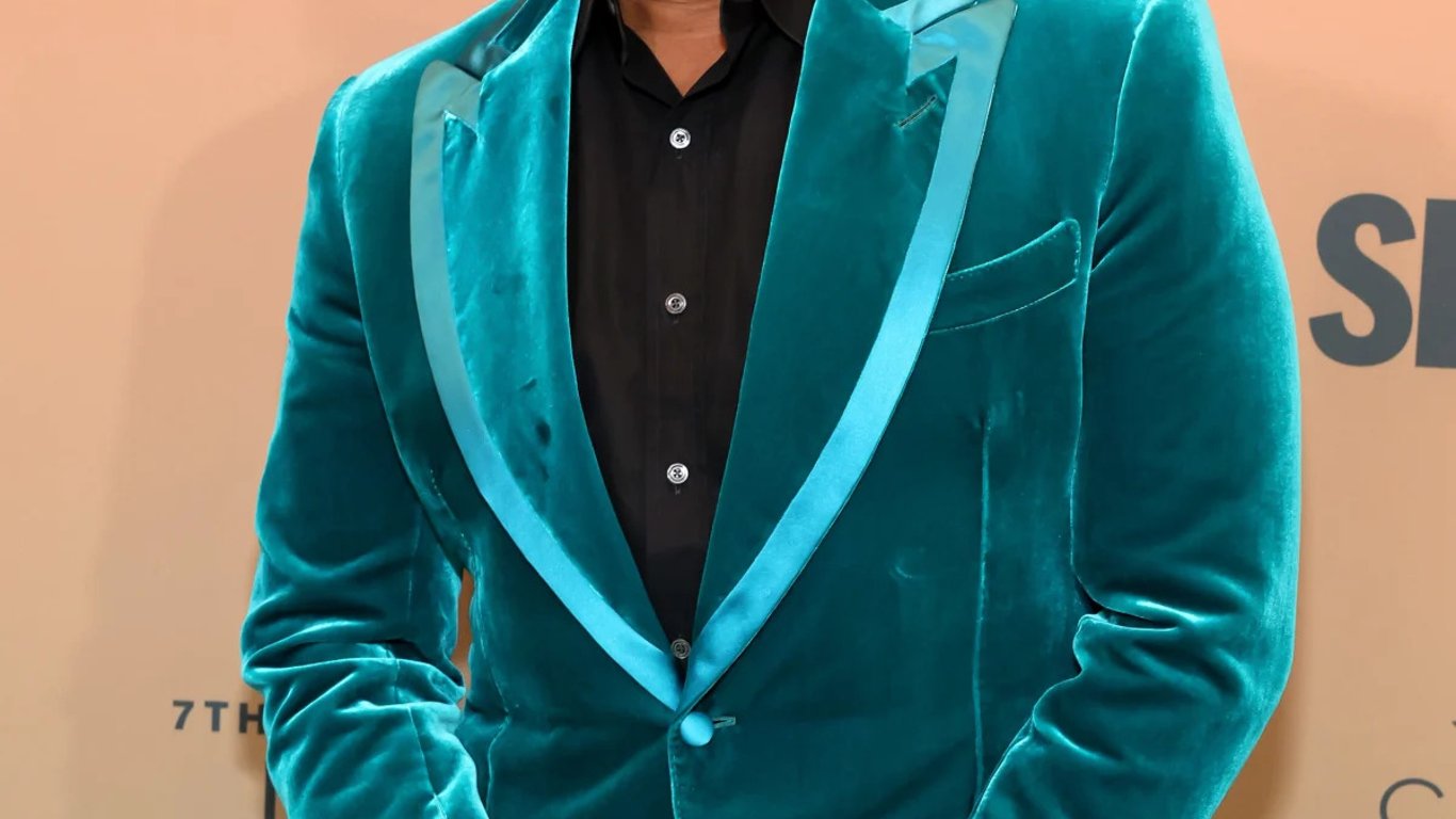 Perry se mantiene firme ante las críticas y enfatiza la autenticidad en medio de la controversia de la industria.