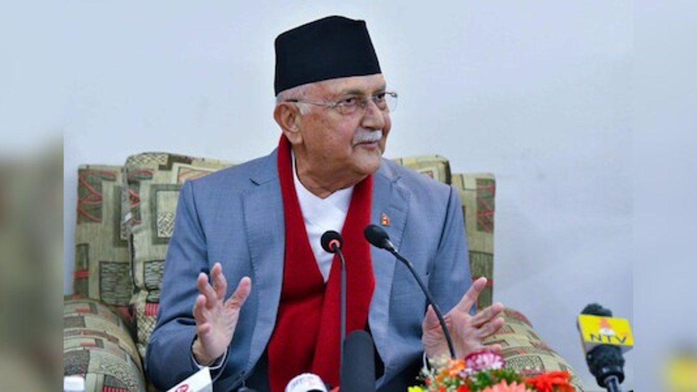 Oli destaca la importancia de los valores democráticos en medio del aumento de sentimientos pro-monárquicos en Nepal.