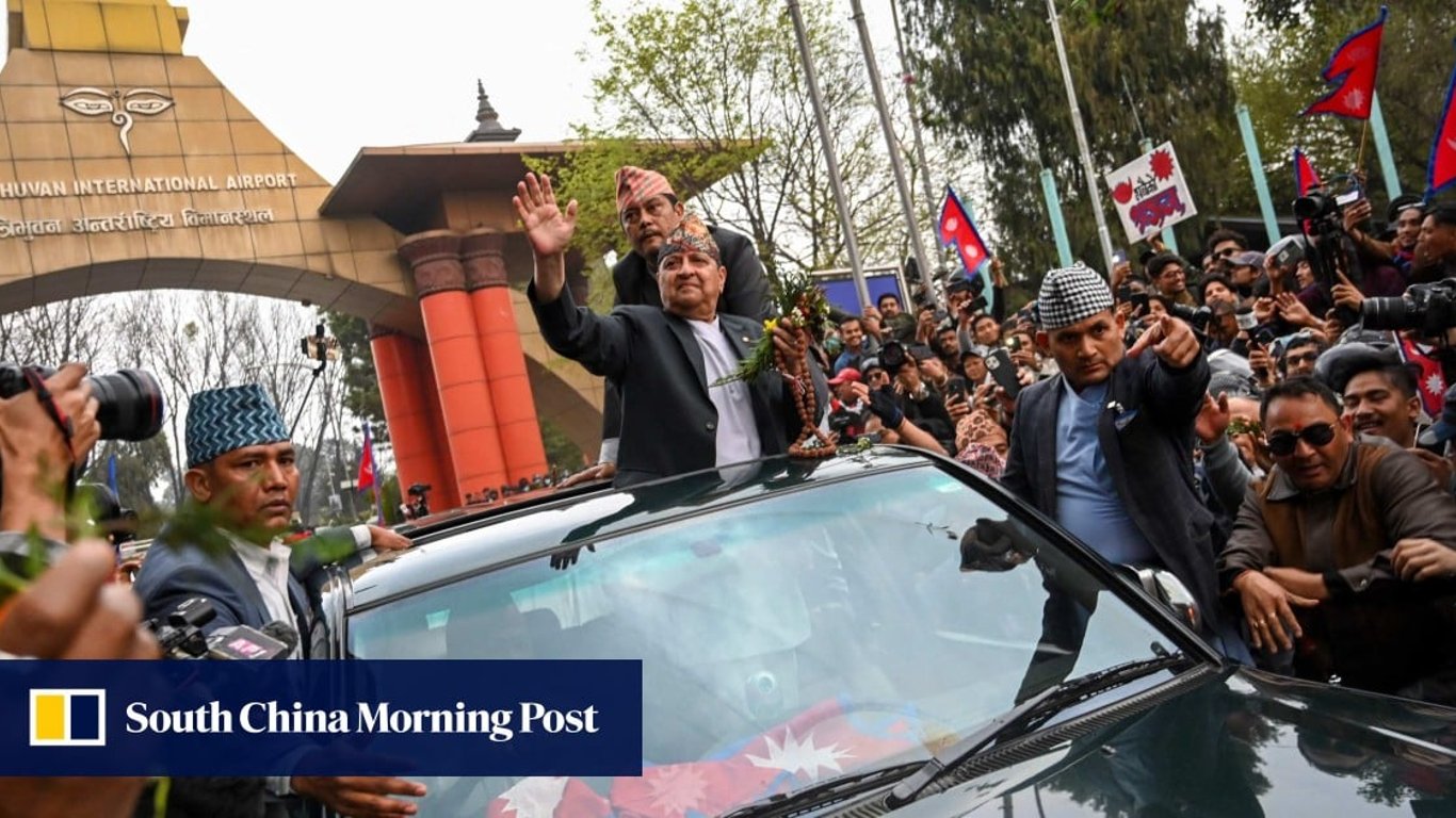 El Renacimiento Real de Nepal: Miles se manifiestan por el regreso de la monarquía y el estado del hinduismo.