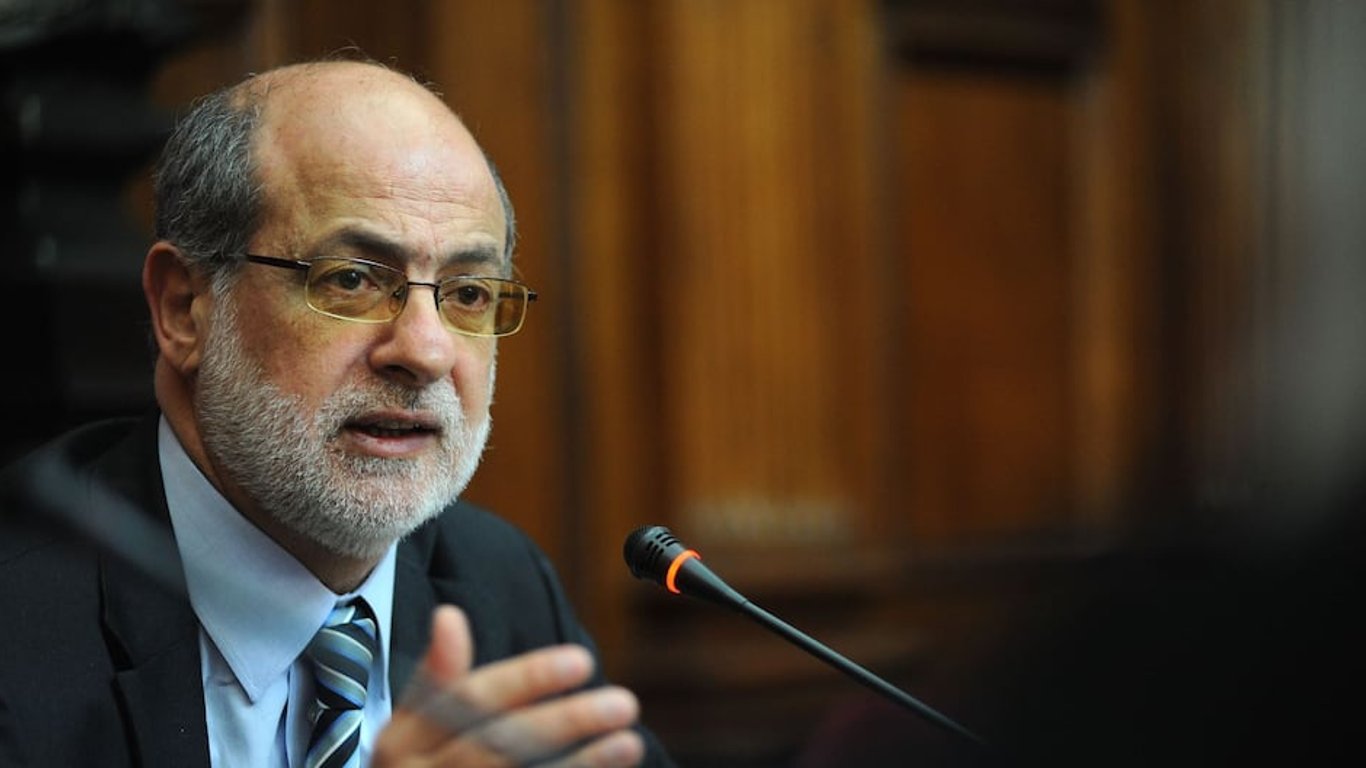 Fallece Daniel Abugattás, influyente político peruano de 69 años tras larga enfermedad