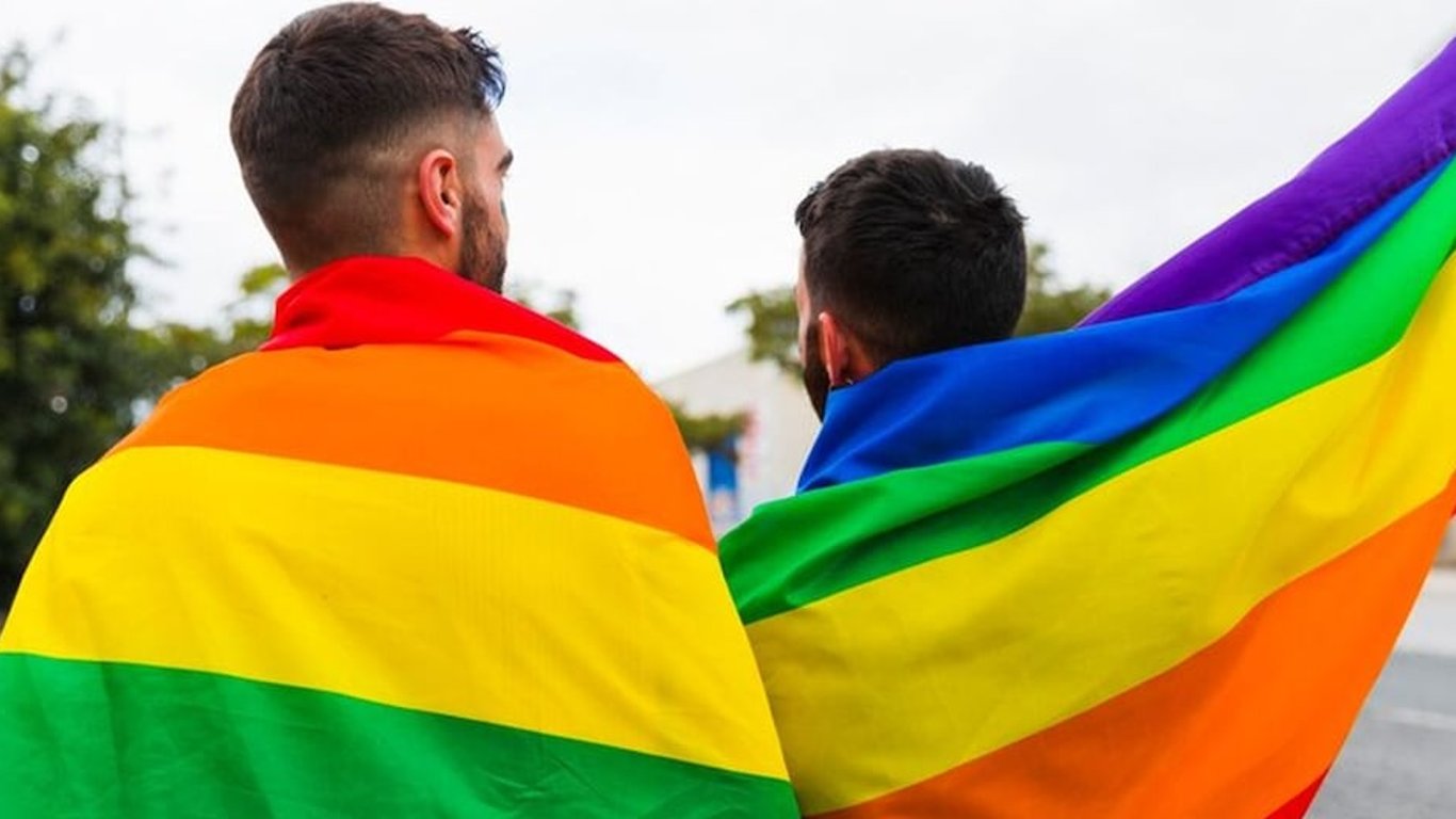 Trump desata incertidumbre en comunidades trans y no binarias con nueva política