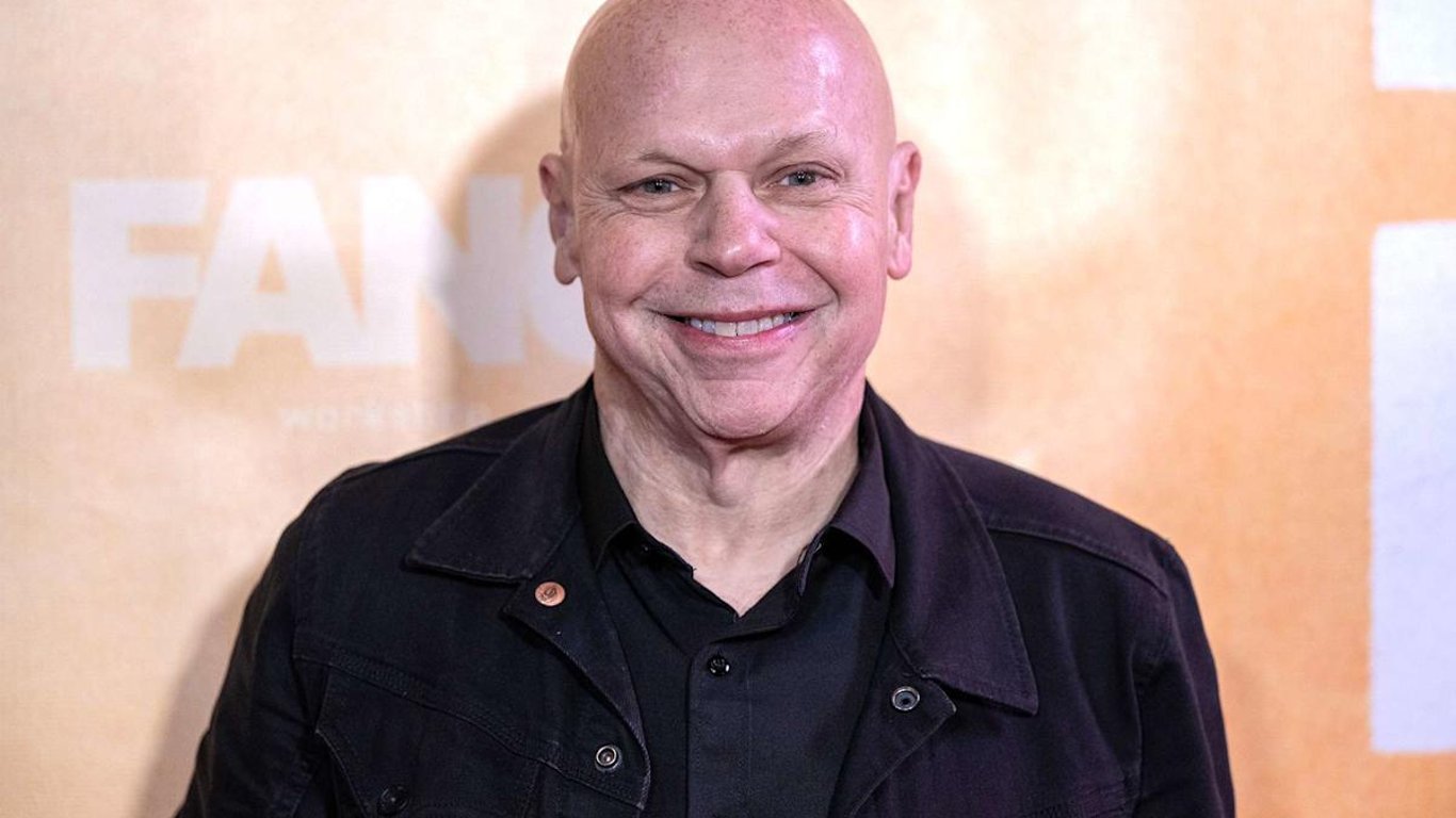 La milagrosa recuperación de Matt Pinfield: Un querido ícono de la radio en el camino de regreso a la vida.