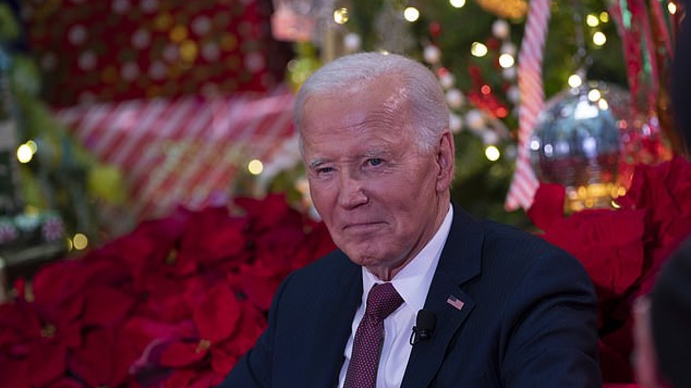 El controvertido plan de conmutación de Biden desata un debate nacional sobre la justicia y la misericordia.