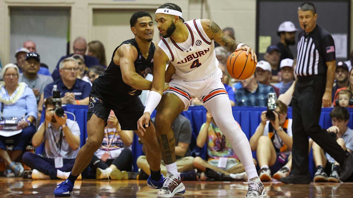 ¡La temporada de baloncesto de la SEC comienza: prepárate para dos meses emocionantes de acción!