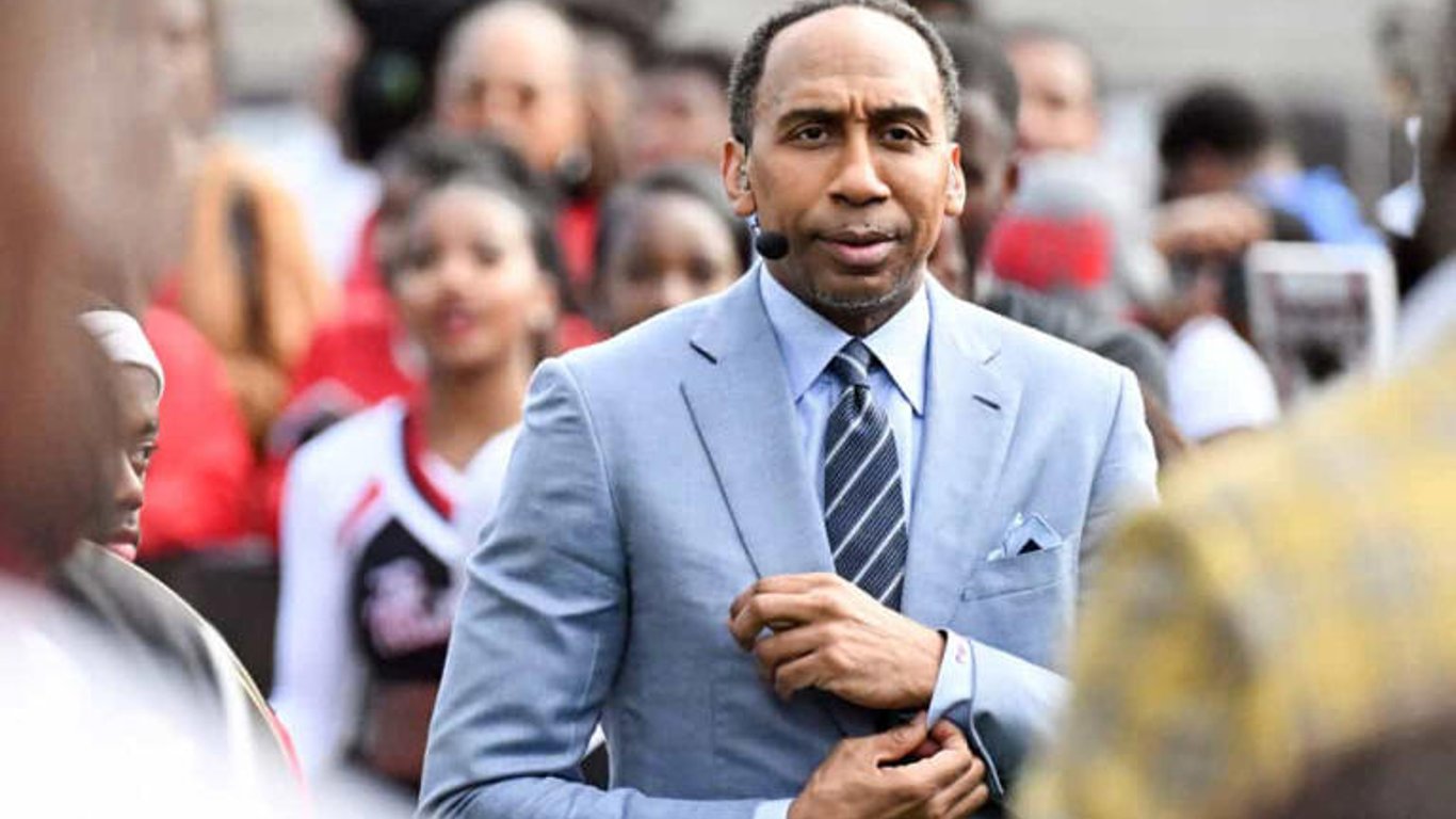 El acuerdo de $100 millones de Stephen A. Smith desata un debate sobre el talento y la participación en los medios.