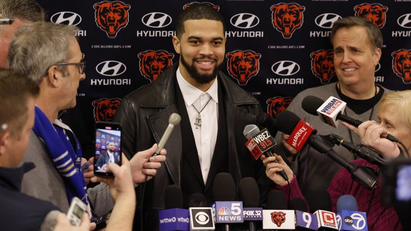 Los Osos Abrazan una Nueva Era con Ben Johnson y Caleb Williams: Un Nuevo Comienzo Espera