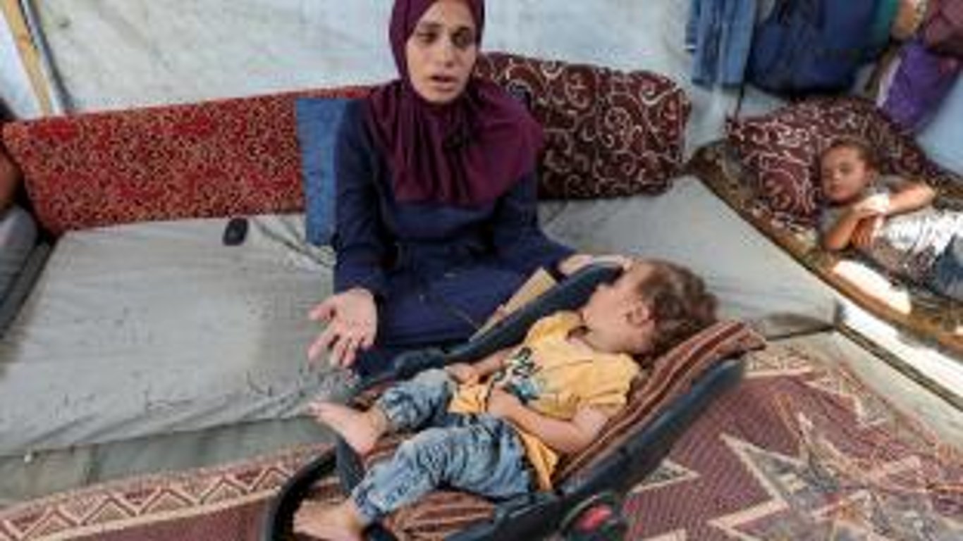 La crisis de salud en Gaza se agrava con el regreso de la polio, se lanzan esfuerzos de vacunación urgentes.