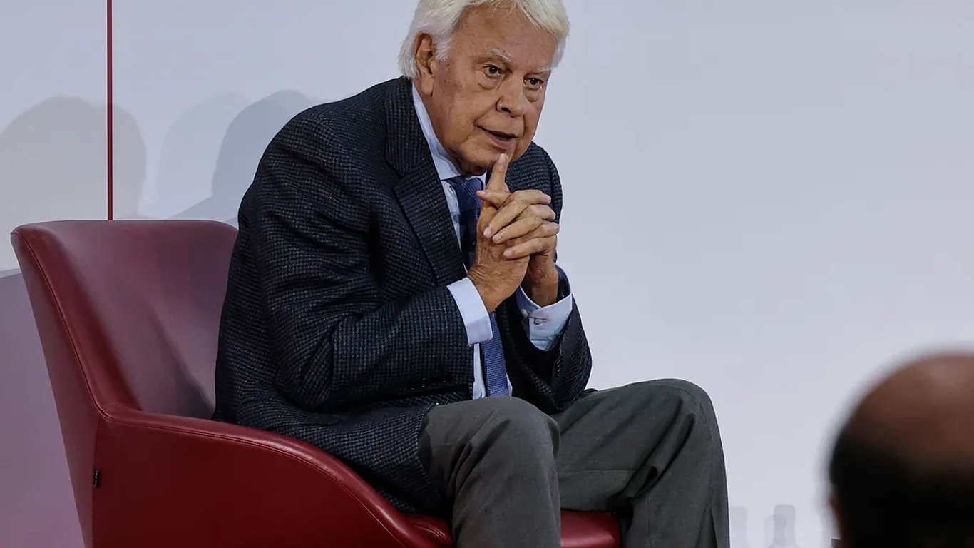 Felipe González advierte sobre los peligros del liderazgo errático de Trump