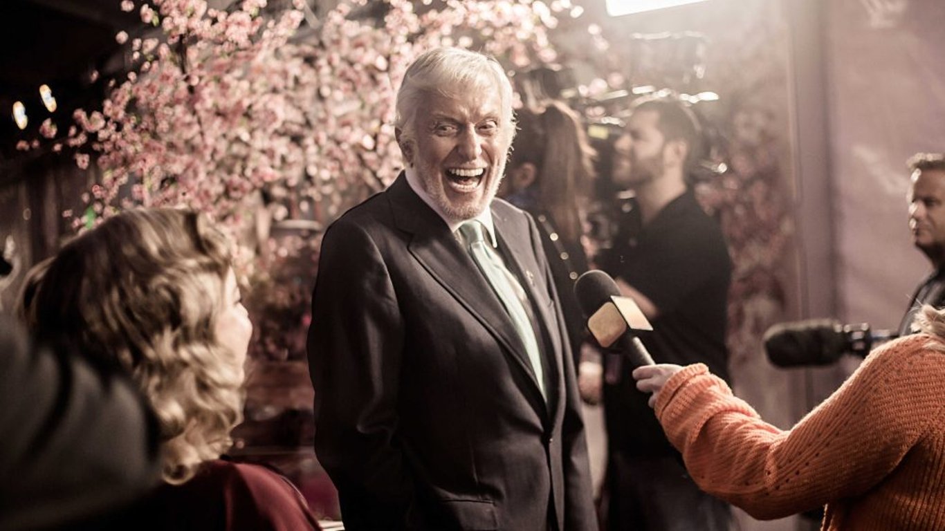 ¡Prepárate para celebrar a la leyenda de Hollywood Dick Van Dyke mientras CBS honra su cumpleaños número 98 con un evento de tributo de dos horas!