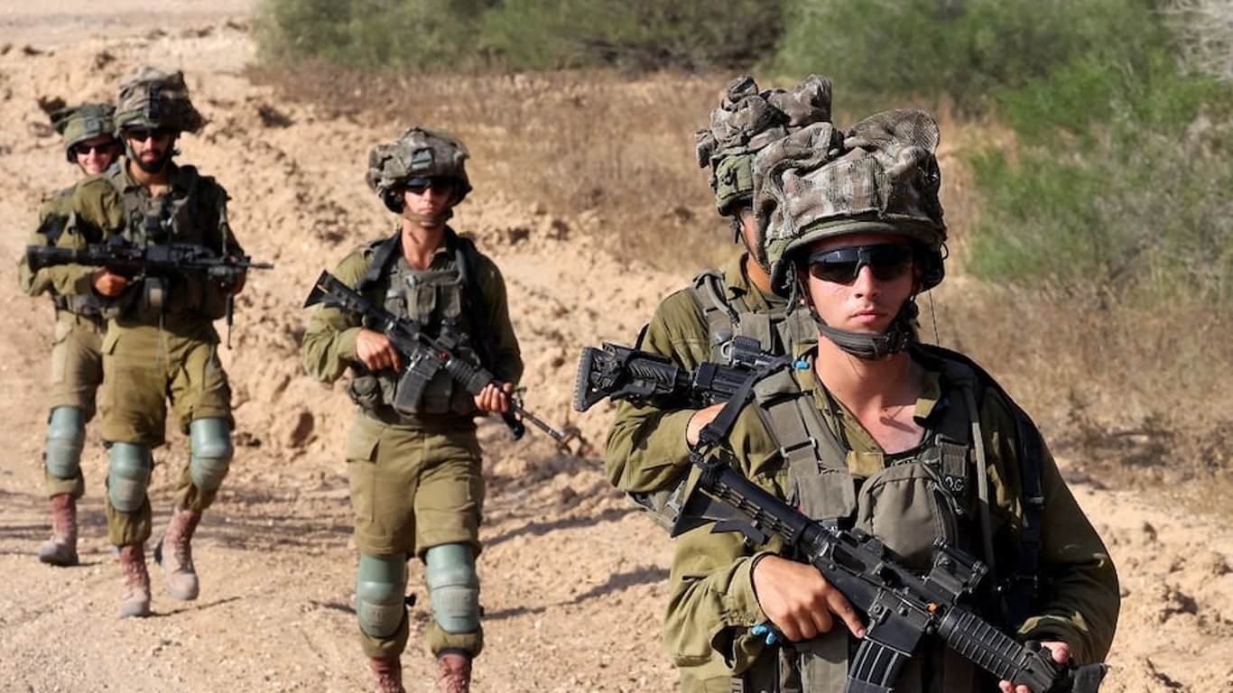 The Israeli army announces daily pause in Gaza to allow for humanitarian aid