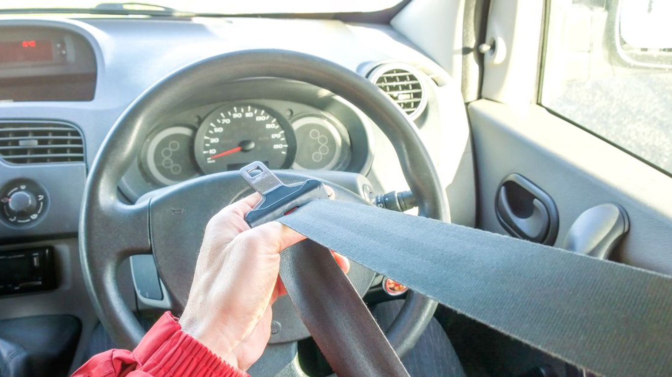 La DVLA insta a los conductores a informar sobre condiciones médicas para unas carreteras más seguras y cumplimiento.