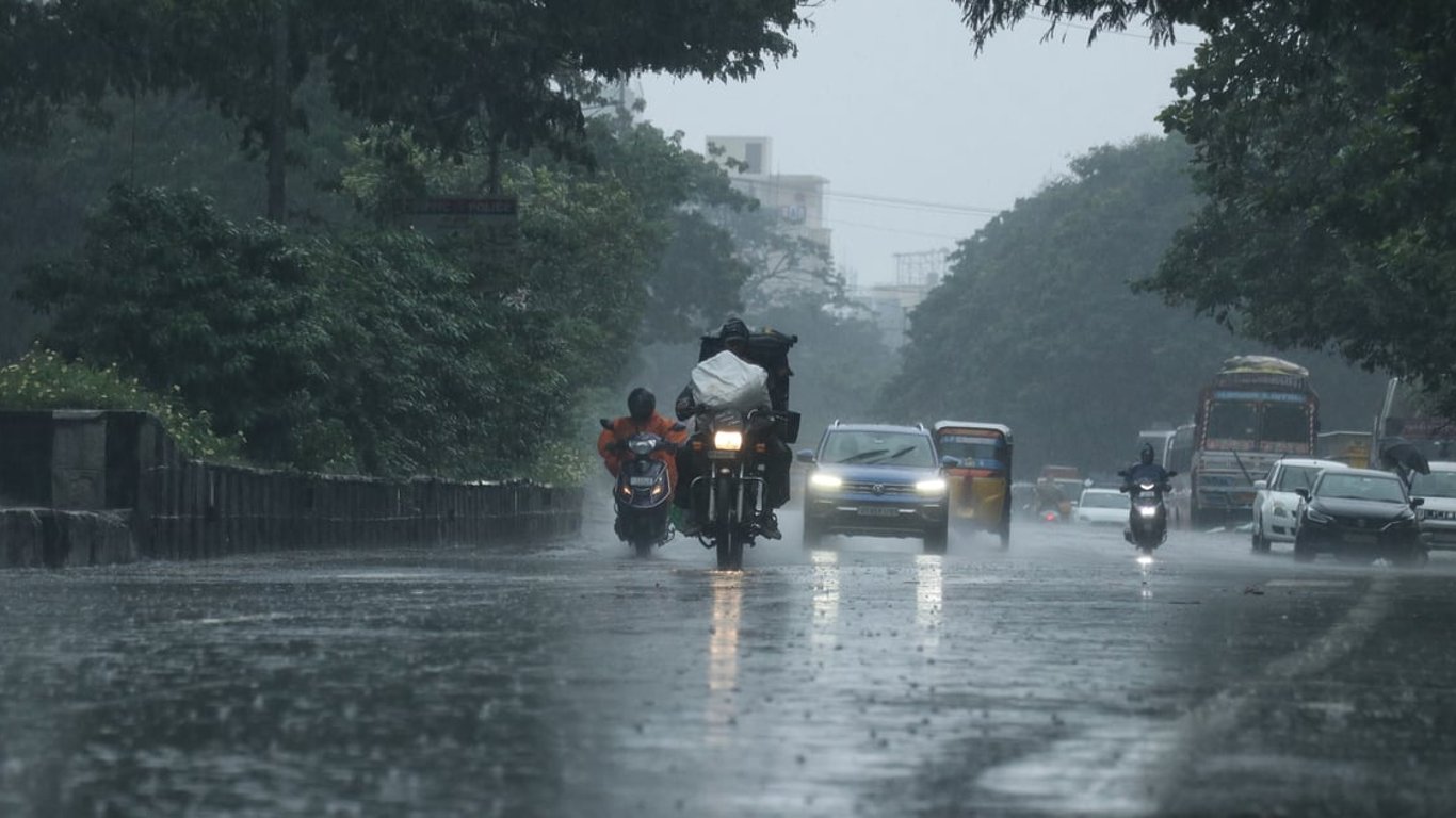 Tirunelveli enfrenta inundaciones catastróficas mientras las fuertes lluvias devastan la agricultura local.