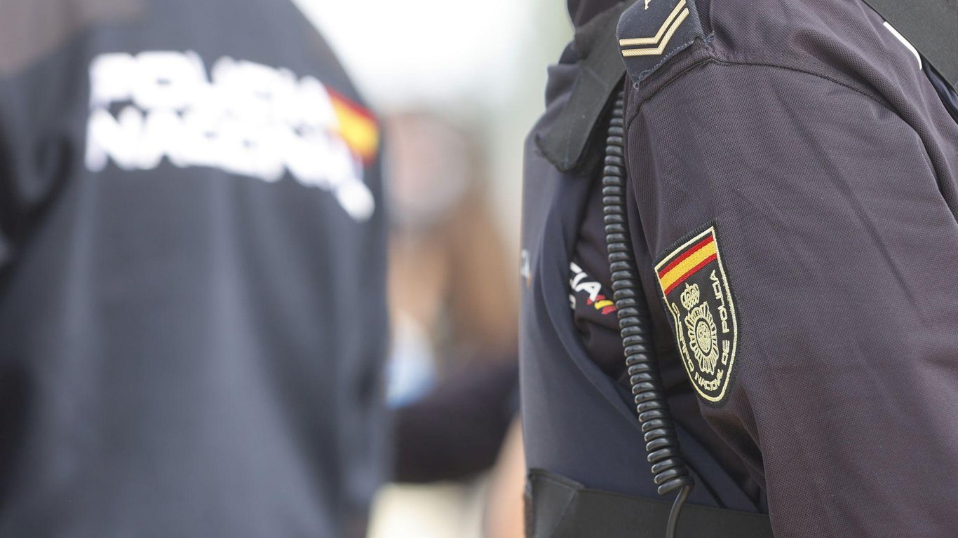 Estafa en línea con celebridades afecta a mujer en Palencia por 2.143 euros