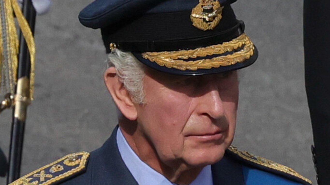 La popularidad de la monarquía aumenta en Canadá en medio de crecientes llamados por un cambio democrático.