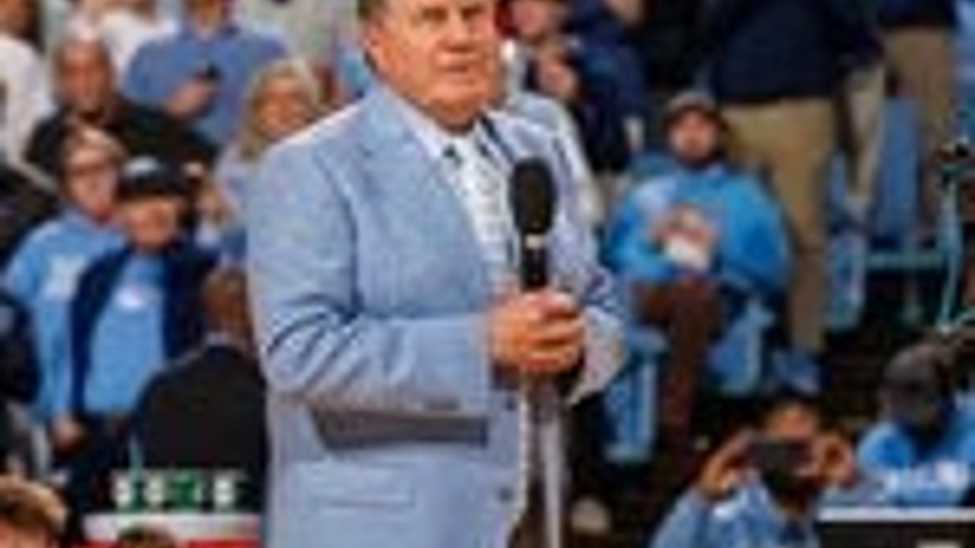 Carrusel de Entrenadores del Fútbol Americano Universitario: Cambio en la Dinámica de Power 5 vs. Group of 5