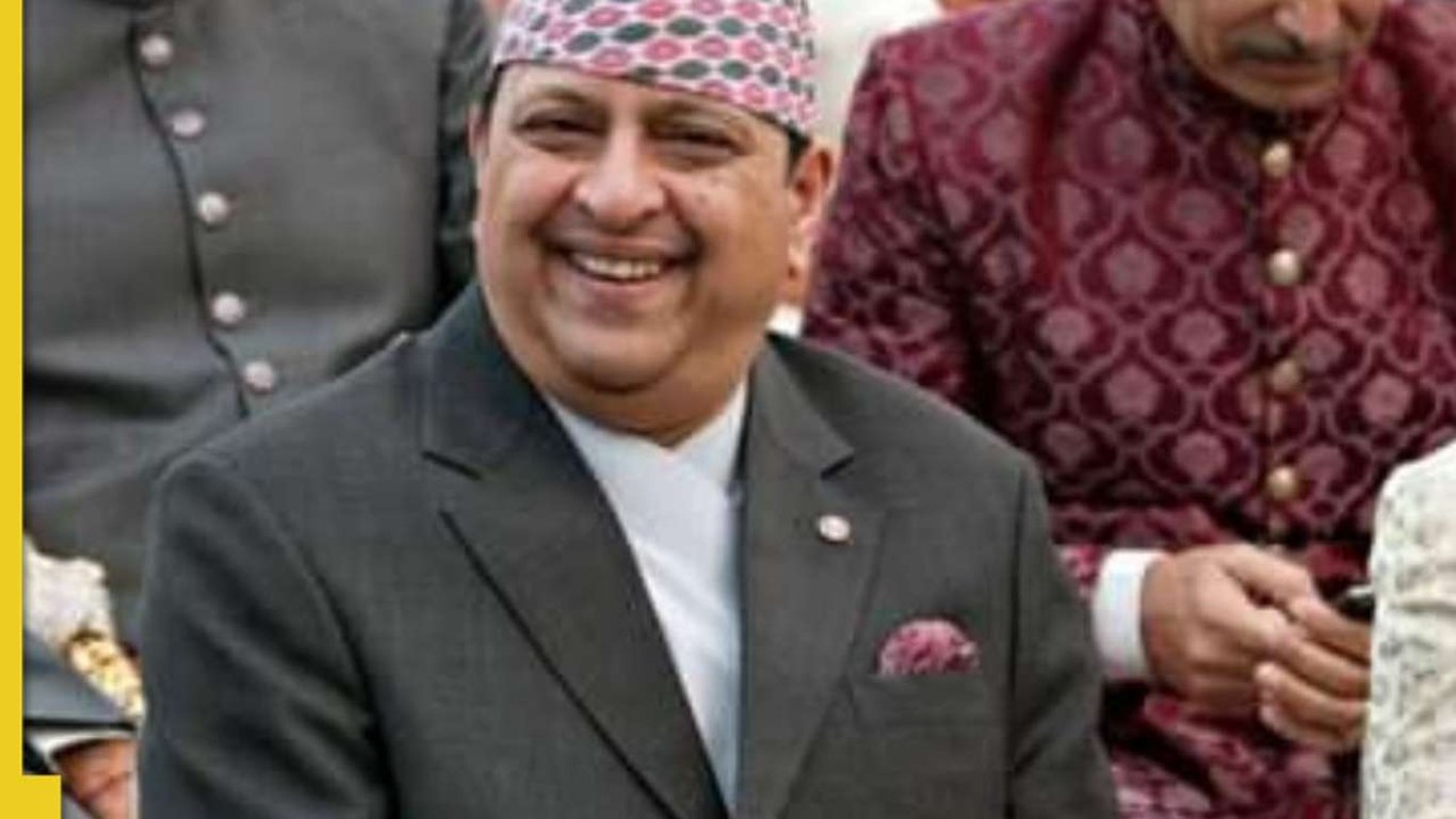 El regreso de Gyanendra desata especulaciones sobre el futuro de la monarquía en medio del descontento político.